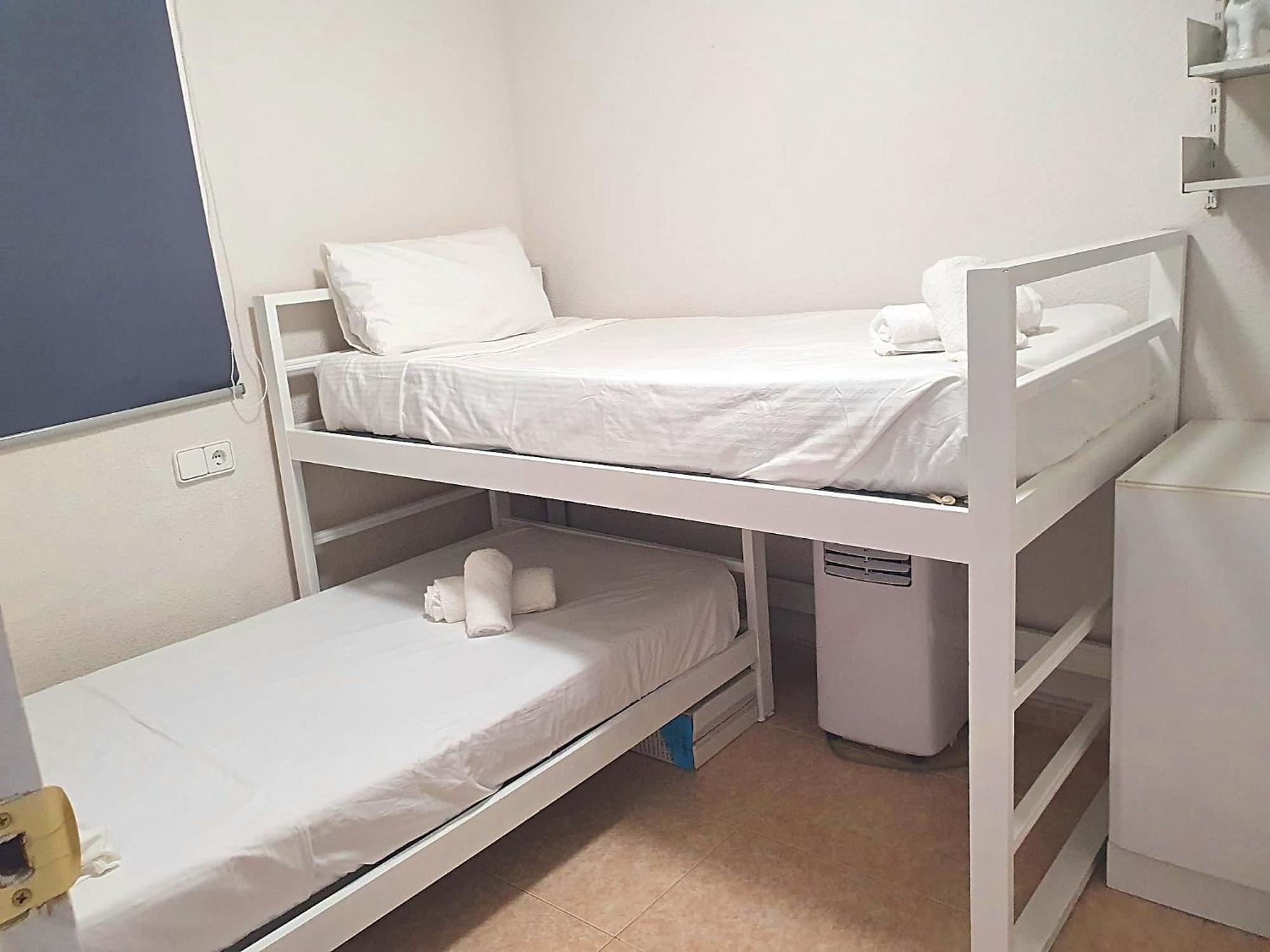 Three Bedrooms Apart In Benidorm Near Beach And Strip エクステリア 写真